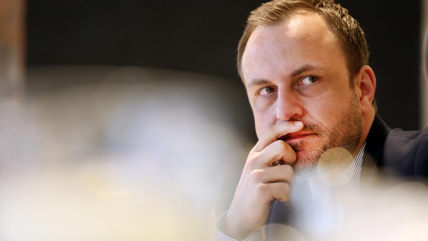 Peter R. Neumann gilt als einer der profiliertesten Kenner der islamistischen Szene in Deutschland. Der gebürtige Würzburger lehrt am Londoner King’s College und hat mit Büchern wie Peter R. Neumann gilt als einer der profiliertesten Kenner der islamistischen Szene in Deutschland. Der gebürtige Würzburger lehrt am Londoner King’s College und hat mit Büchern wie