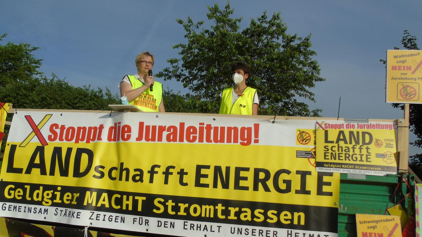Im Wallnsdorfer Protestcamp machten die Aktivisten gegen die Juraleitung mobil.