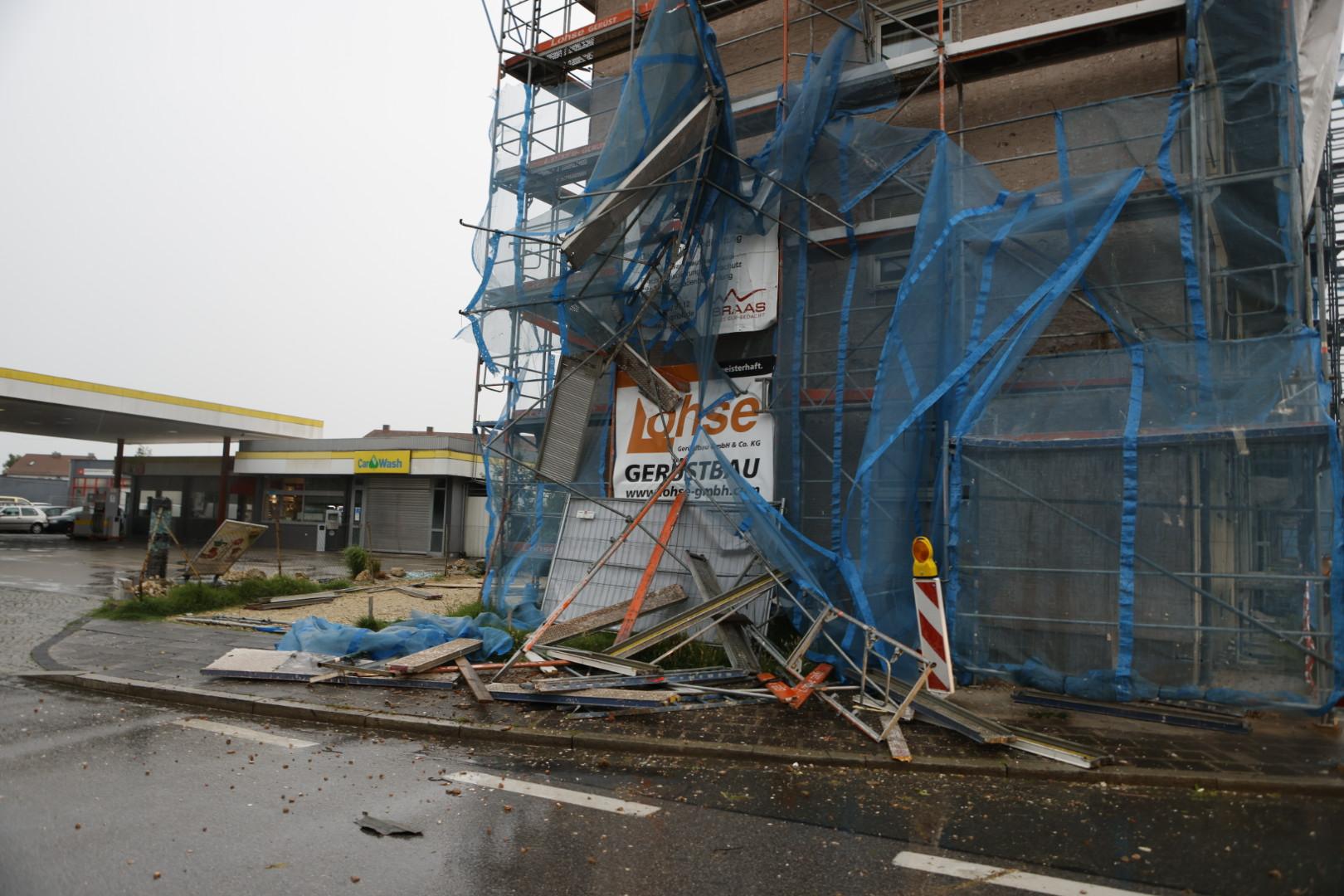 Die Feuerwehr musste zu diesem und zahlreichen anderen Einsätzen ausrücken.