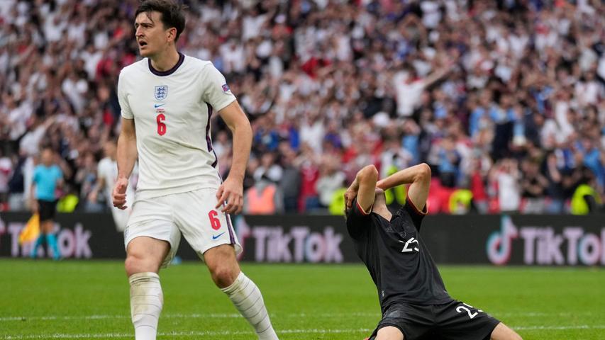 Tuttosport (Italien): "England ist groß geworden! Sterling und Kane schicken den alten Rivalen Deutschland nach Hause. Deutschland beklagt die sensationelle Chance, die Müller nach dem 1:0 vergibt: Es hätte eine andere Geschichte werden können. Ein Triumph, auf den England seit der WM 1966 gewartet hat."