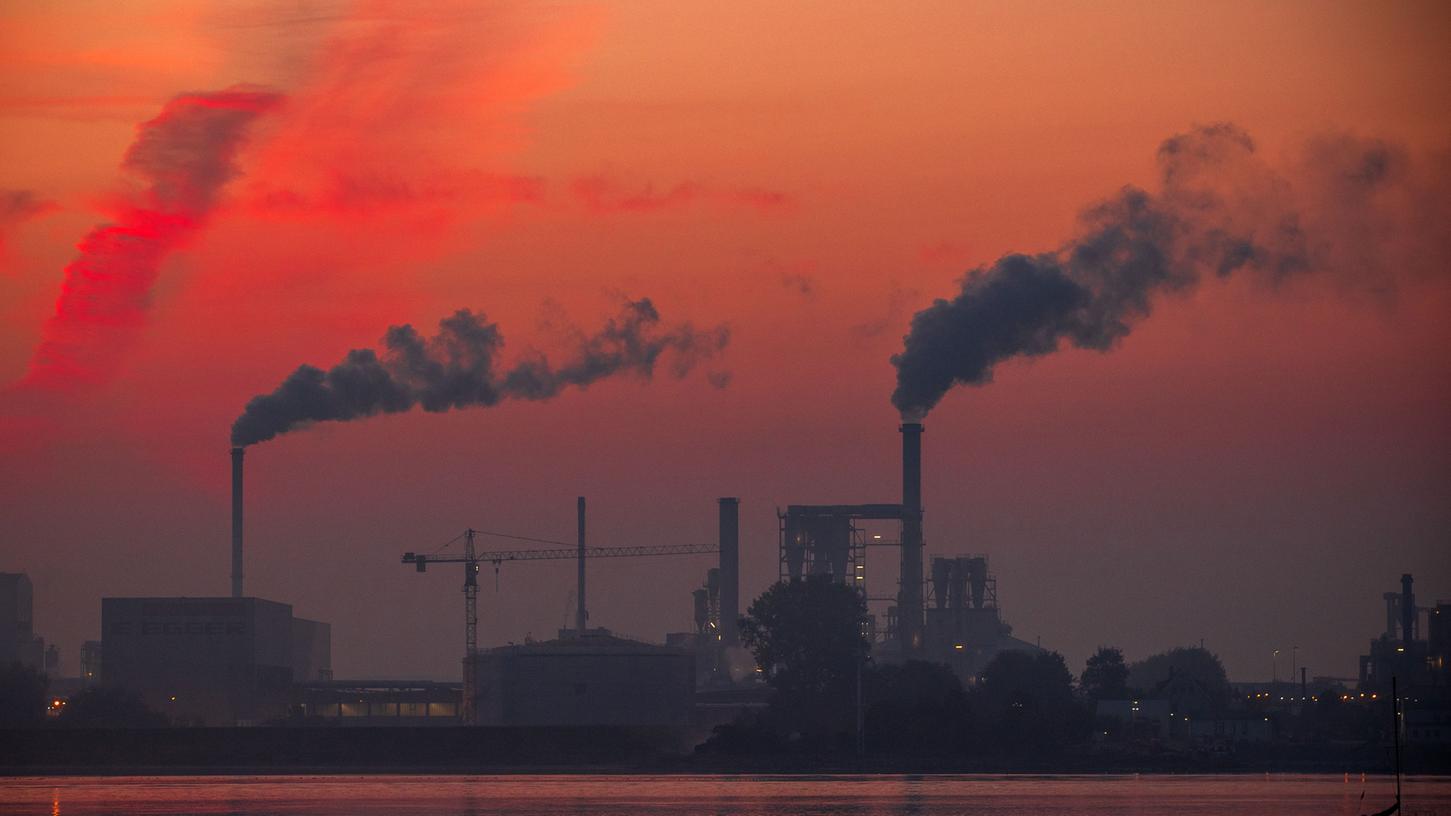 Die Wirtschaft lässt die Corona-Krise hinter sich. Die Wirtschaft lässt die Corona-Krise hinter sich.