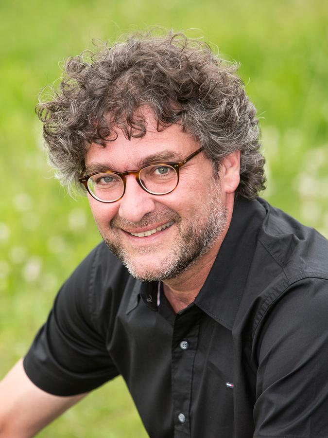 Chorleiter, Dirigent, Musikwissenschaftler und akademischer Lehrer: Julian Christoph Tölle hat den Fränkischen Sommer seit dem Jahr 2012 geleitet.