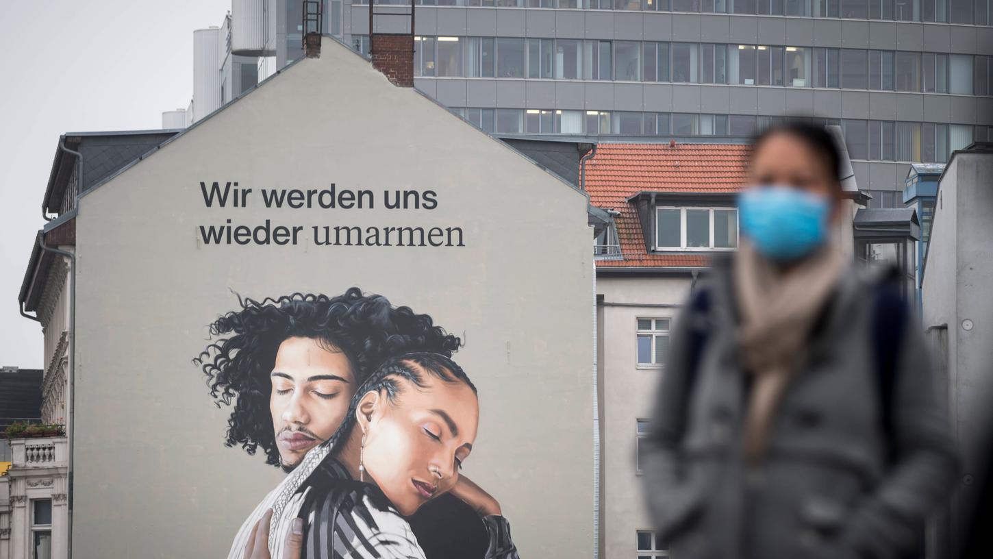 Eine Sehnsucht, die aber nicht alle Menschen teilen. Wie schön etwas mehr Distanz sein kann, war eine in der Pandemie gemachte Erfahrung. Eine Sehnsucht, die aber nicht alle Menschen teilen. Wie schön etwas mehr Distanz sein kann, war eine in der Pandemie gemachte Erfahrung.