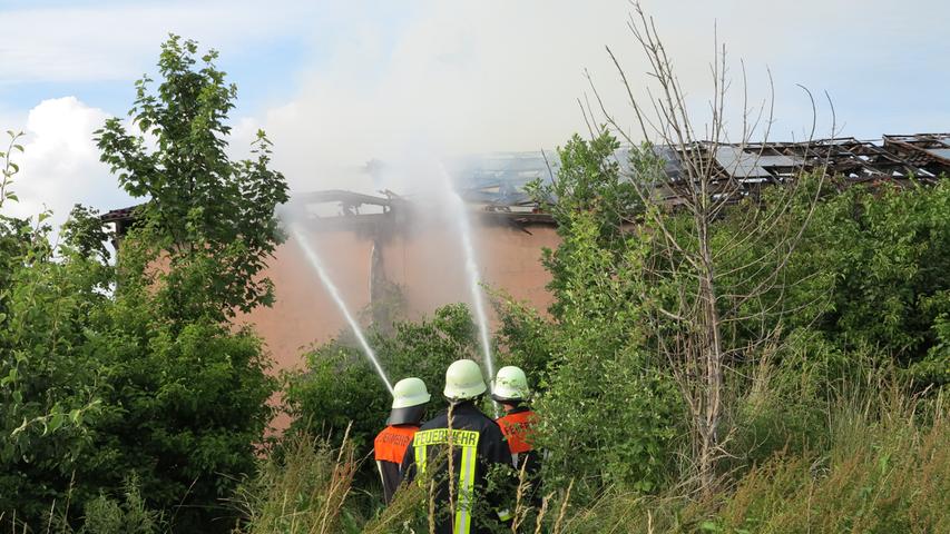 Große Rauchsäule, tote Kälber: Brand in Heidenheim verursachte hohen Schaden