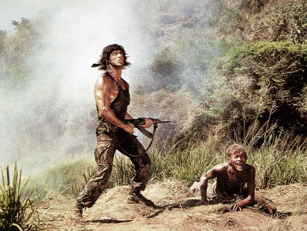 Sylvester Stallone in einer Filmszene als John Rambo.