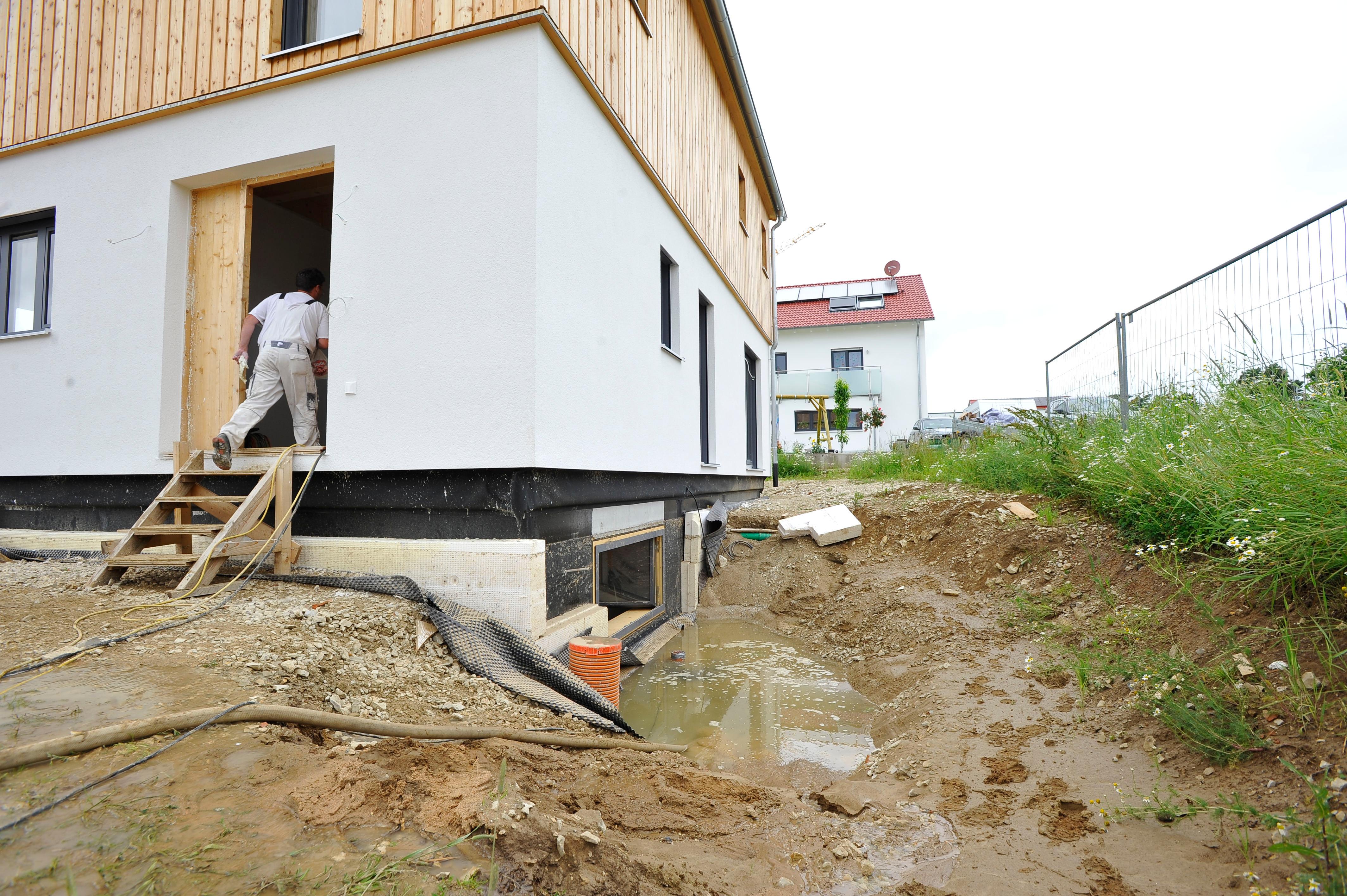 Weshalb laufen Keller im neuen Baugebiet voll? - Neumarkt | Nordbayern