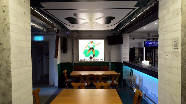 Ein Blick in den ersten Stock des Bunkers, wo die Fans künftig vor und nach den Spielen ihr Bier (oder Limo) trinken und über die Leistungen ihrer Mannschaft diskutieren können.