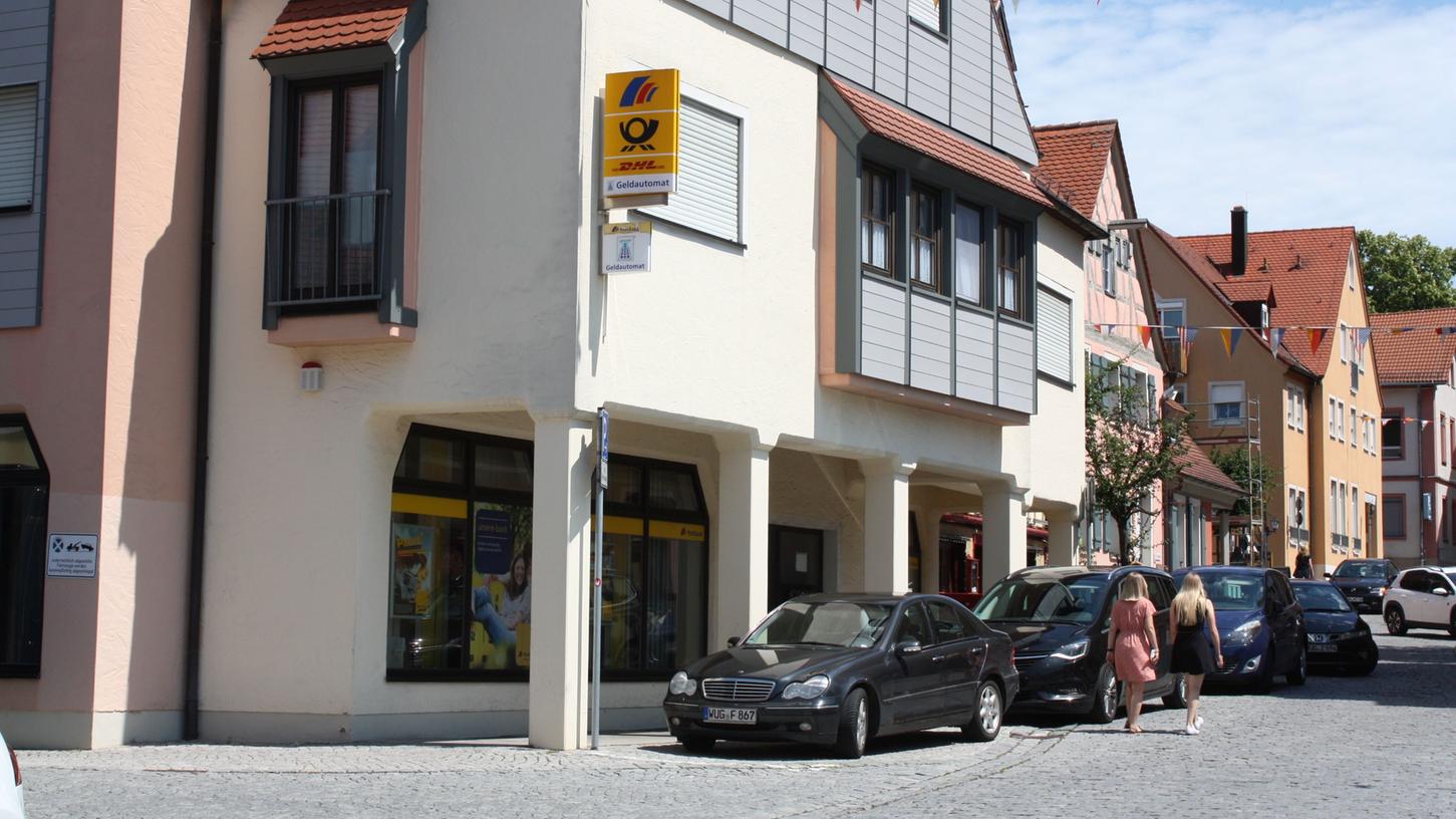 Die Postbank macht wirtschaftliche Gründe für die geplante Schließung der Filiale am Gunzenhäuser Hafnermarkt geltend.
Die Postbank macht wirtschaftliche Gründe für die geplante Schließung der Filiale am Gunzenhäuser Hafnermarkt geltend.