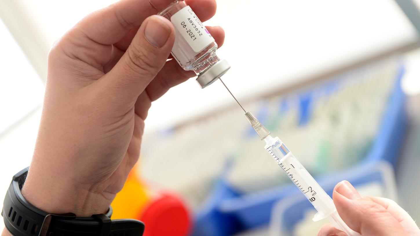 Sind Impfungen im Forchheimer Impfzentrum bald ohne Termin möglich? Noch in dieser Woche soll im Landratsamt darüber entschieden werden. 
