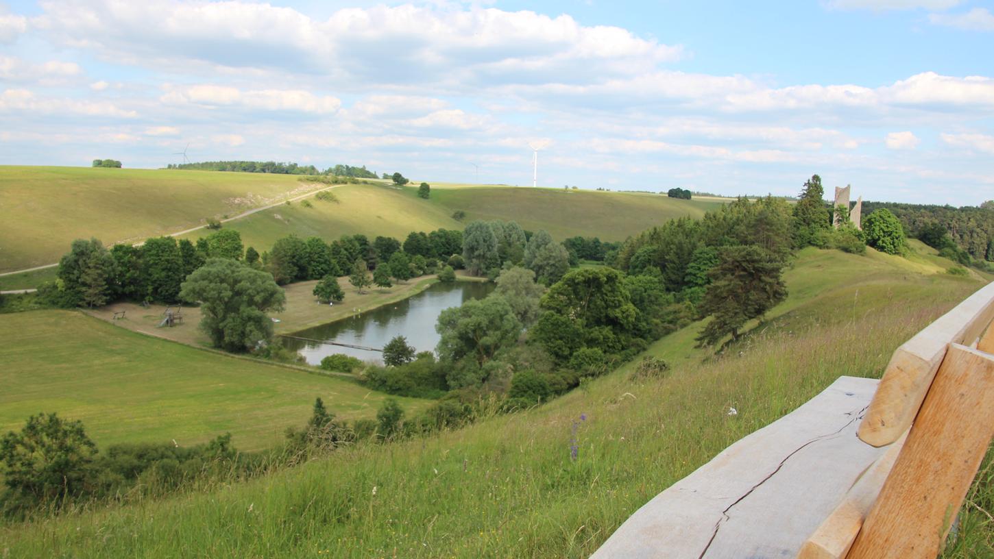 Wer hat den Bechthaler Weiher ausgeleert? Wer hat den Bechthaler Weiher ausgeleert?