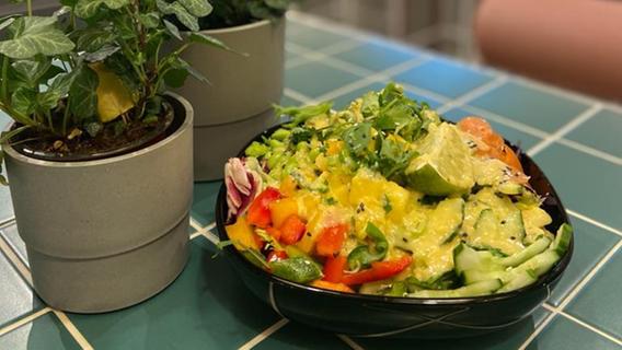Bowls, Curry und Salate: Superfood-Restaurant kommt nach Fürth