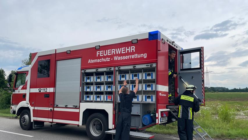 Feuer in Nürnberger Recyclingbetrieb: Evakuierung und hoher Schaden