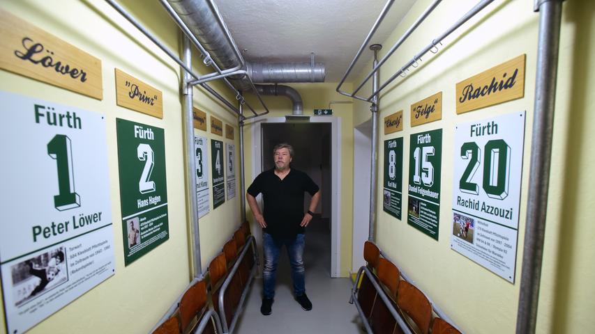In den Gängen wurde unter anderem die Jahrhundertelf der Spielvereinigung verewigt. In den Gängen wurde unter anderem die Jahrhundertelf der Spielvereinigung verewigt.