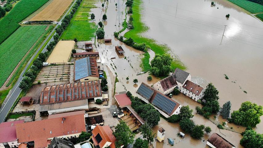 Überschwemmungen in der ganzen Region: Die Bilder zum Unwetter