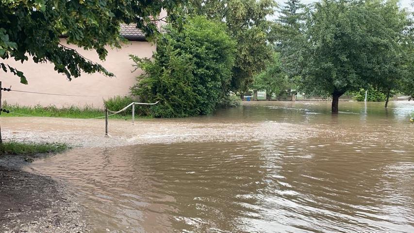 Die Überschwemmungen auch in Raindorf.