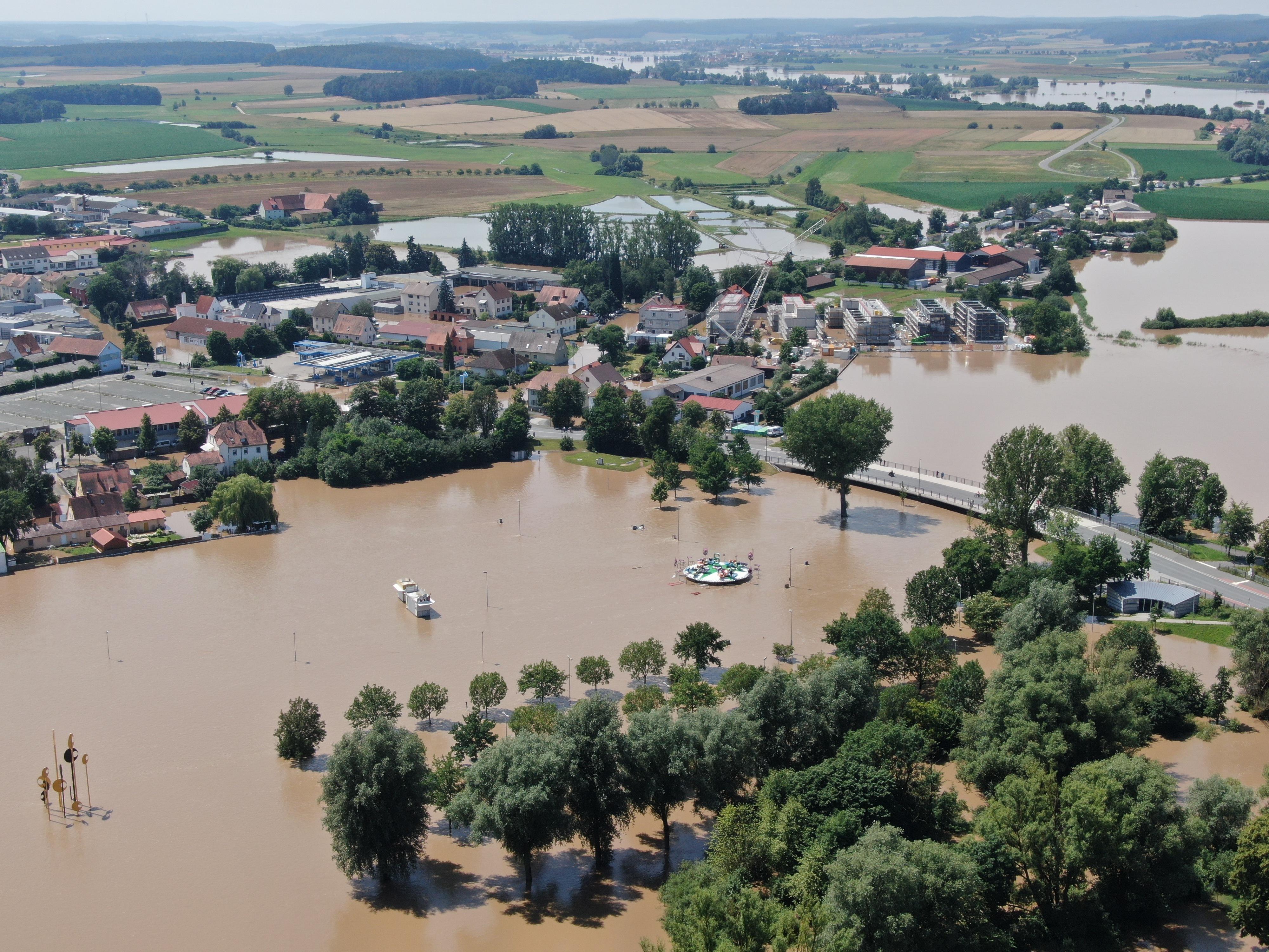 Luftbilder aus Höchstadt und Umgebung Das ganze Ausmaß des Aisch