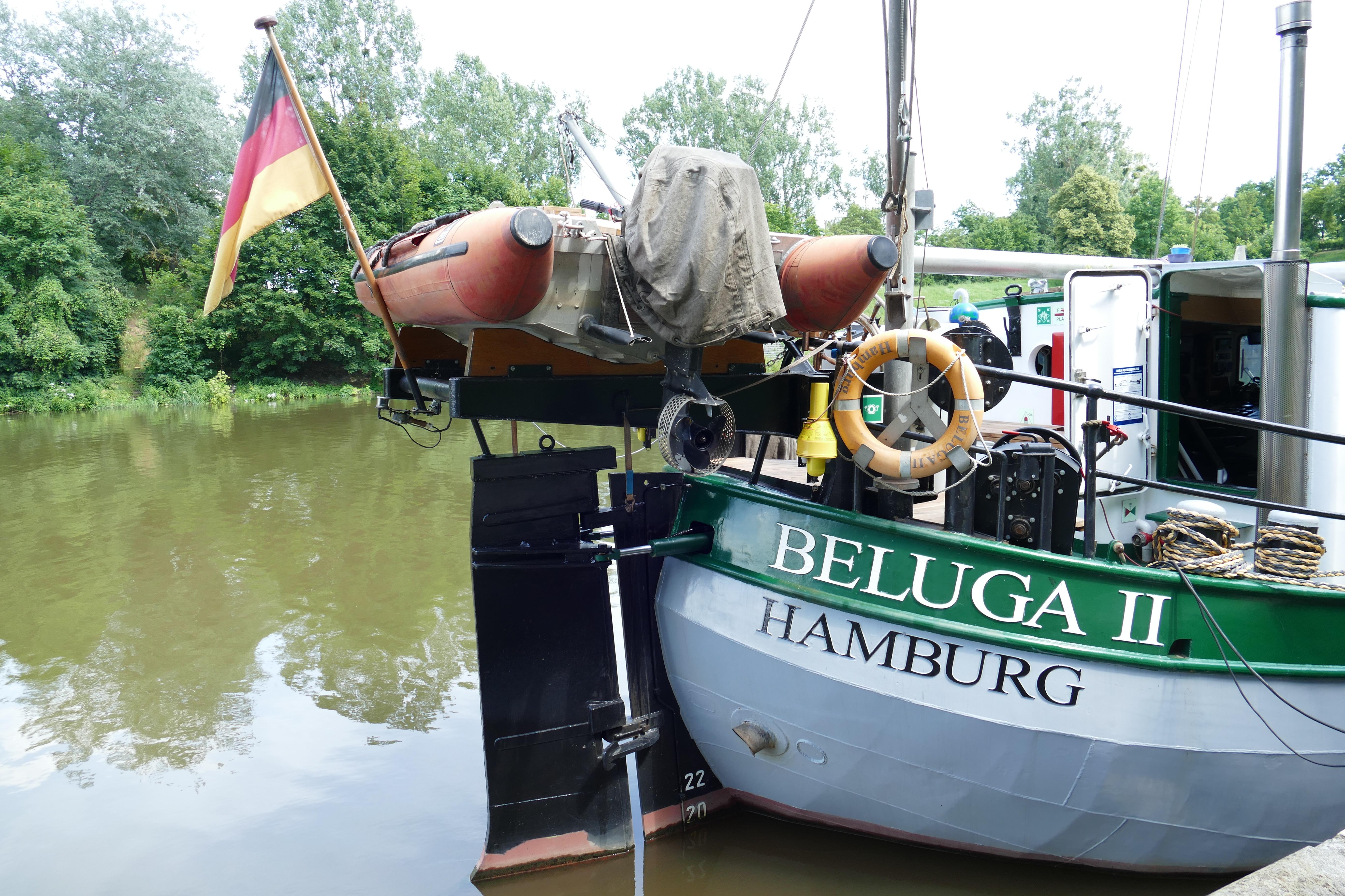 Protestaktion auf dem Segelschiff: Greenpeace kritisiert deutsche Waffenexporte