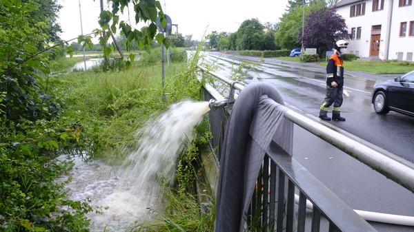 Wasser wird abgepumpt