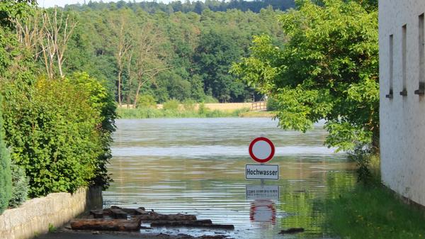 Hochwassereinsatz im Unteren Aischgrund.