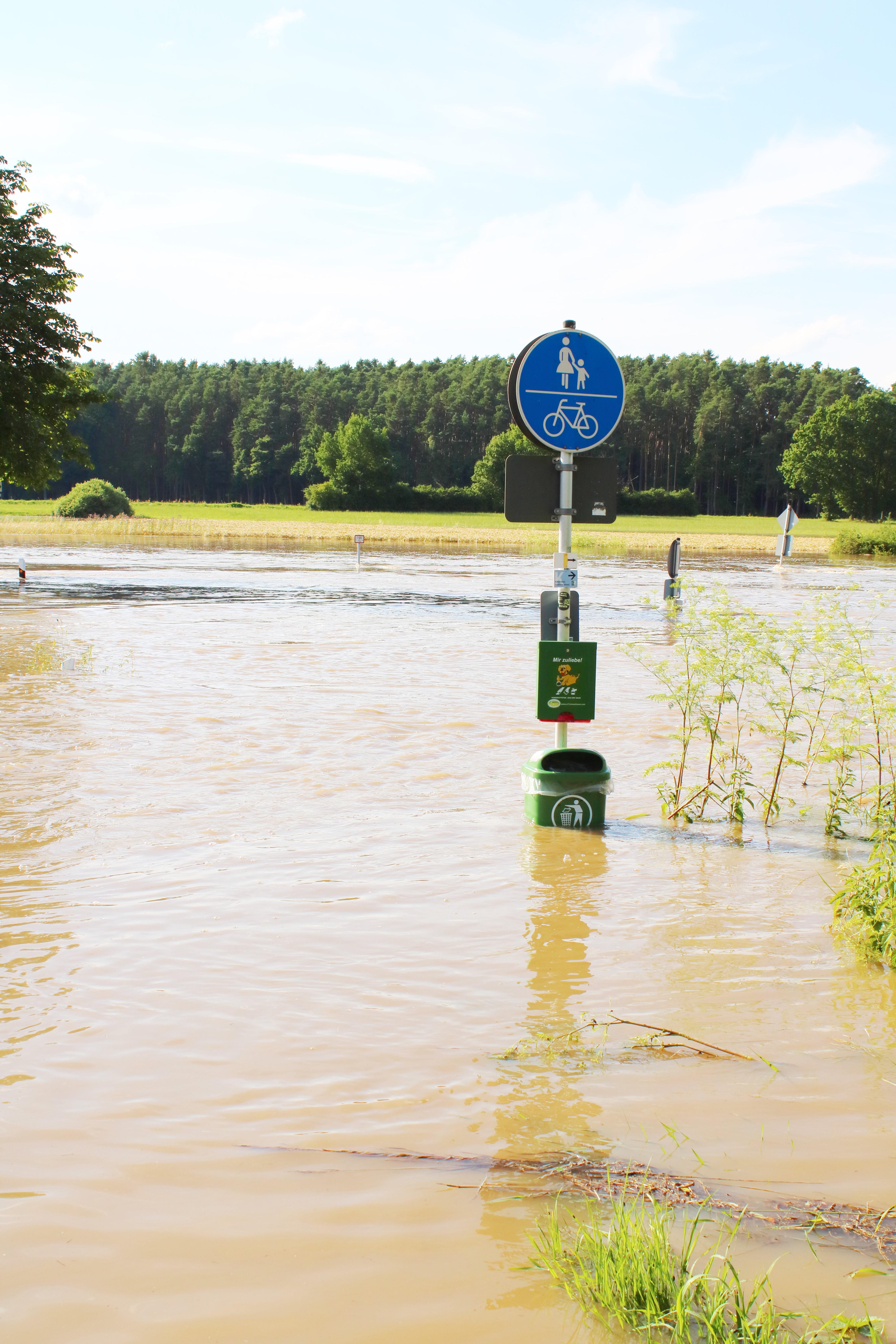 Hochwassereinsatz im Unteren Aischgrund.