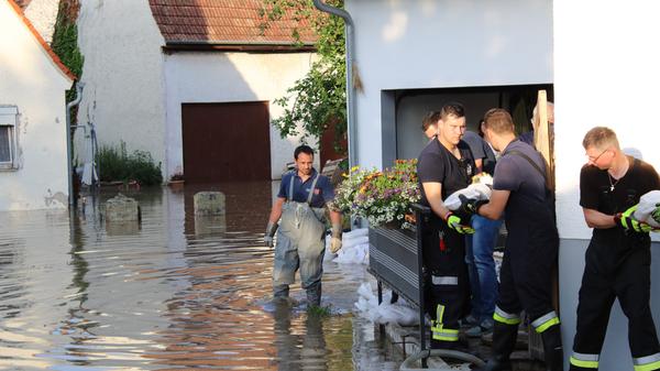 Hochwassereinsatz im Unteren Aischgrund.