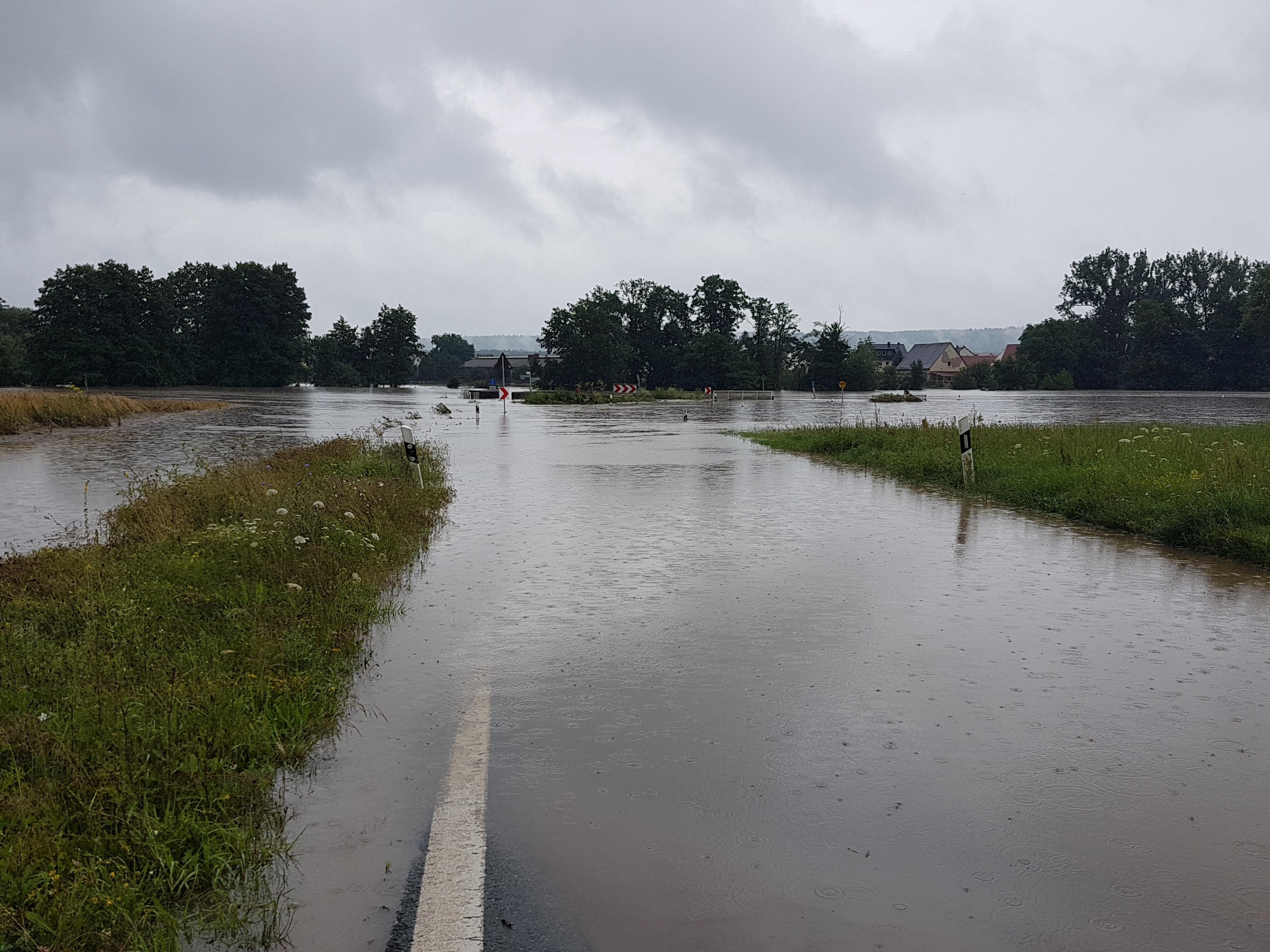 Die Aisch ist ein einziger See.