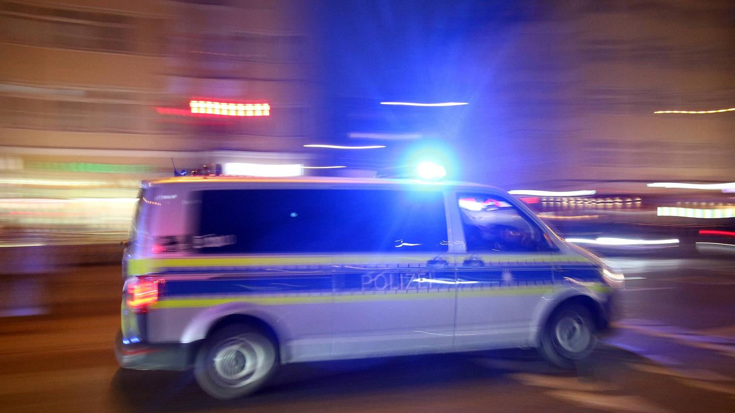 Am Dienstag wurde die Polizei zum U-Bahnhof Plärrer gerufen. Am Dienstag wurde die Polizei zum U-Bahnhof Plärrer gerufen.
