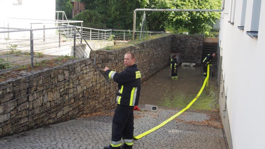 Im Keller des Seniorenheimes Neumühle stand das Wasser.
Im Keller des Seniorenheimes Neumühle stand das Wasser.