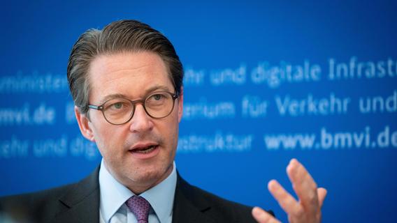 Bundesverkehrsminister Andreas Scheuer (CSU) lehnt ein generelles Tempolimit auf Autobahnen ab. Bundesverkehrsminister Andreas Scheuer (CSU) lehnt ein generelles Tempolimit auf Autobahnen ab.