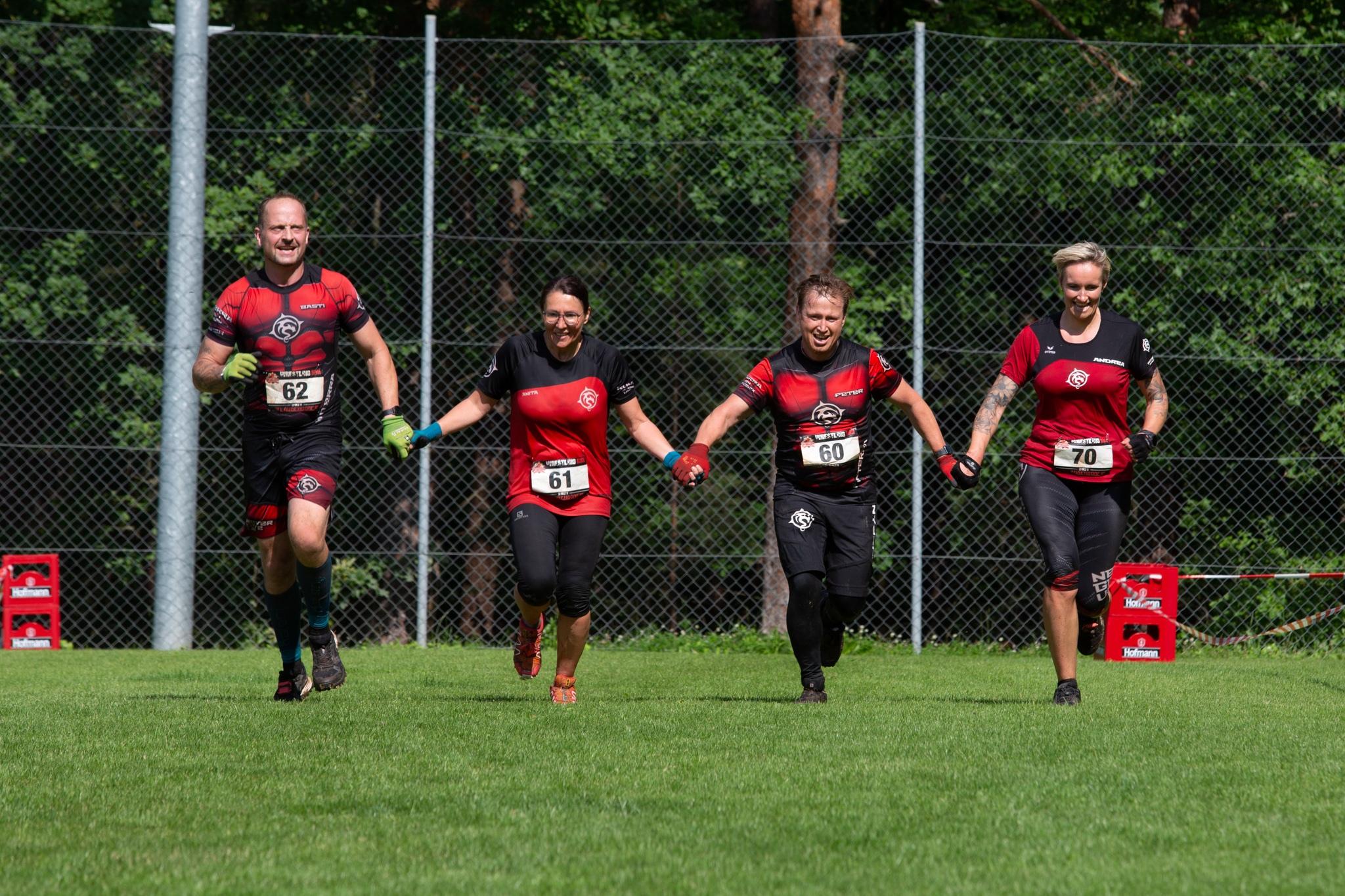 Es ist nicht wichtig, wer als Erster ins Ziel kommt. Gemeinsam ist diese Gruppe stark.