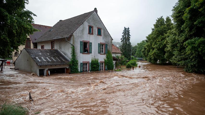 Ganze Teile des Dorfes standen unter Wasser.
