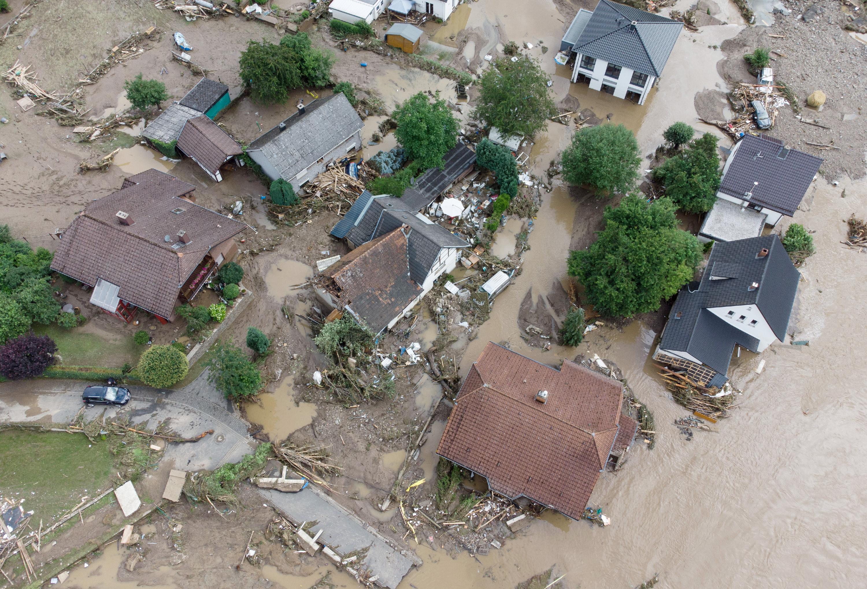 Das kleine Dorf Insul in Rheinland-Pfalz ist weitestgehend überflutet.