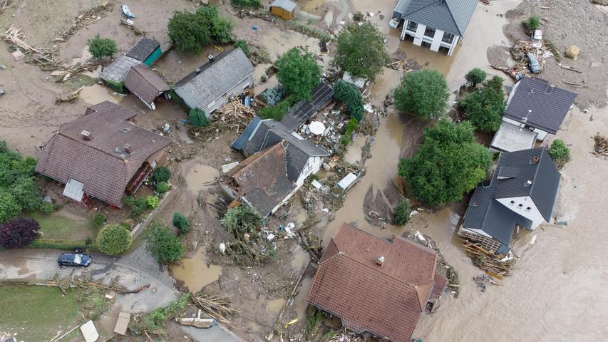 Das kleine Dorf Insul in Rheinland-Pfalz ist weitestgehend überflutet.