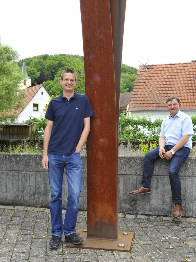 Vizebürgermeister Holger Strehl (links) und Bürgermeister Alwin Gebhardt (rechts).