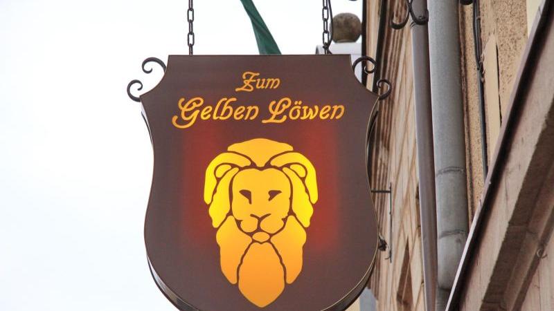 Im Gelben Löwen kam die Club-Jacke nicht gut an.