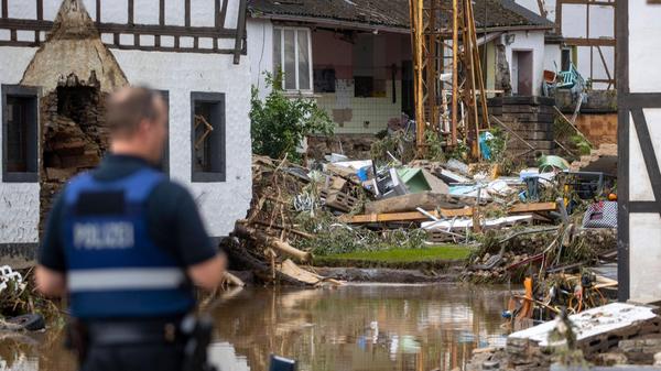 15.07.2021 , Rheinland-Pfalz , Eifel , Verwüstungen durch das Hochwasser der Ahr in dem Eifel-Ort Schuld im Ahrtal anger