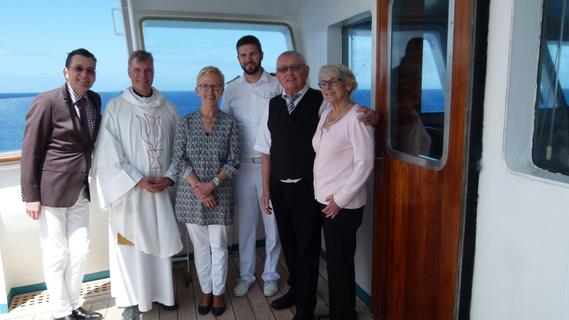 Während der jüngsten Reise vollzog Dr. Christian Löhr auch erstmals auch eine Trauung auf hoher See.