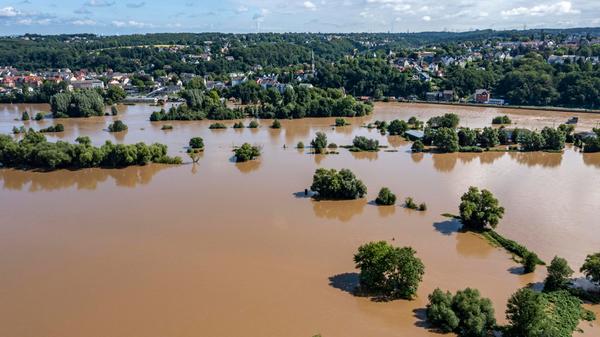 Bilder, die einem Tsunami ähneln. Wie hier in Bochum-Dalhausen.