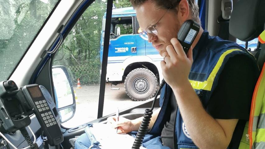 Moritz Korn vom THW-Ortsverband Schwabach ist derzeit im vom Hochwasser besonders getroffenen Stolberg in Nordrhein-Westfalen im Einsatz. 