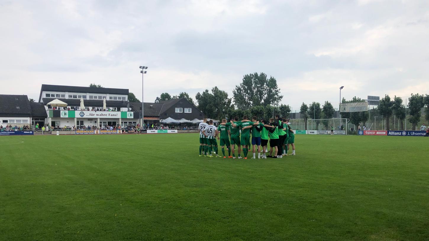 Niederlage zum Auftakt: Der Aufsteiger SC Eltersdorf startet mit einem 0:3 in die Regionalliga-Saison.