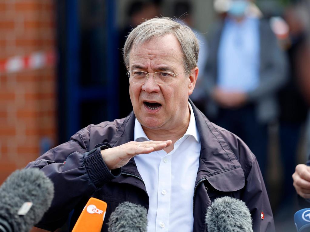 Kommentar Zu Laschet Auftritt Einmal Zu Viel Gelachelt Politik Nordbayern