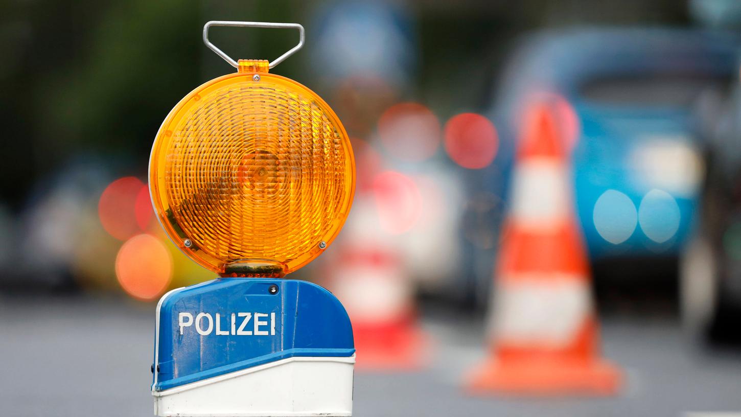 Insgesamt 15 Unfälle verzeichnet die Erlanger Autobahnpolizei zum Wochenendstart auf der A3.