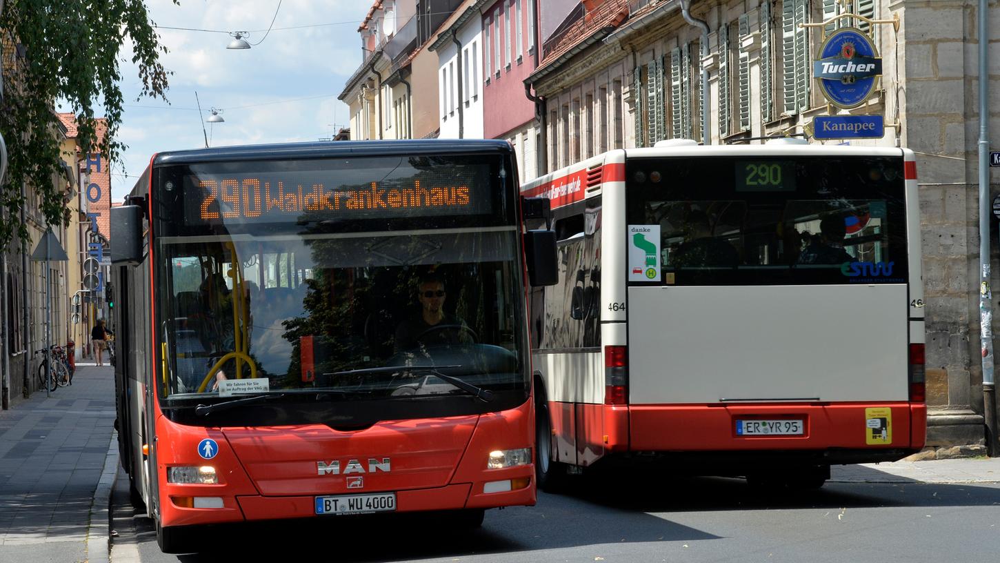 Gilt in Erlangen bald 2G oder 3G in Bus und Bahn?
Gilt in Erlangen bald 2G oder 3G in Bus und Bahn?