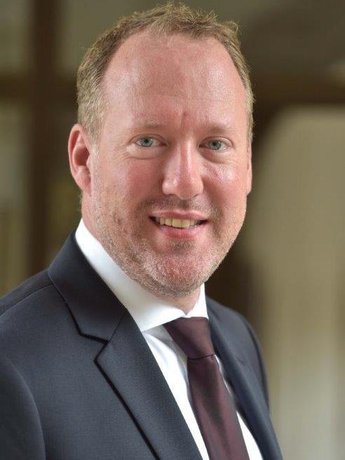 Christian Büttner, Leiter des Instituts für Pädagogik und Schulpsychologie Nürnberg Christian Büttner, Leiter des Instituts für Pädagogik und Schulpsychologie Nürnberg