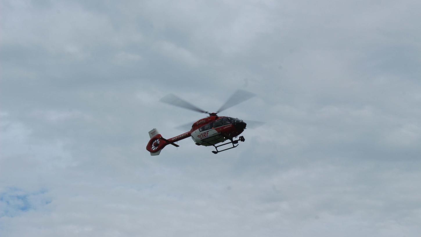 Eine Elfjährige musste nach einem Badeunfall am Brombachsee mit dem Rettungshubschrauber ins Nürnberger Südklinikum geflogen werden.