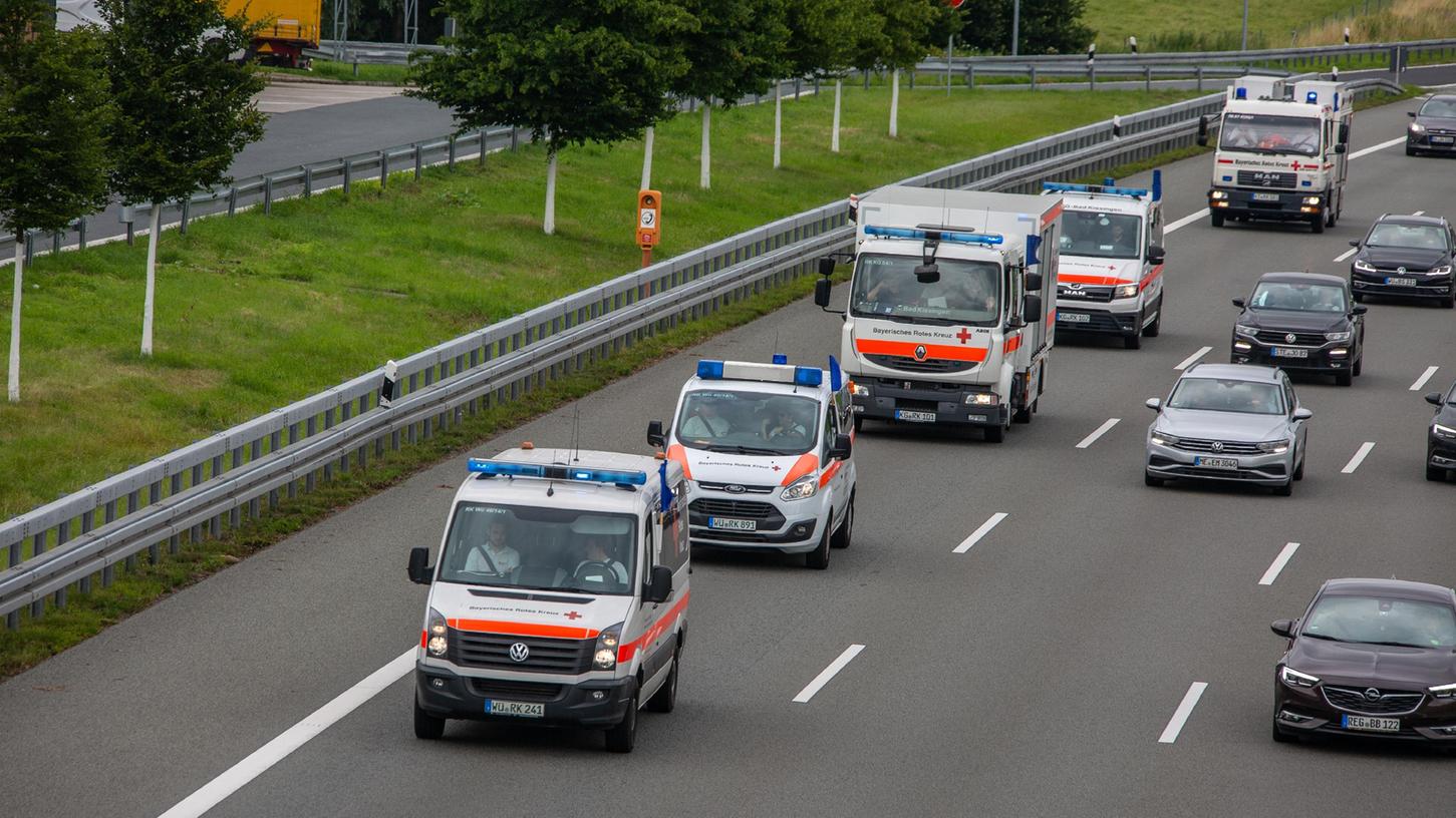 Frische Kräfte ins Katastrophengebiet: Franken rücken aus