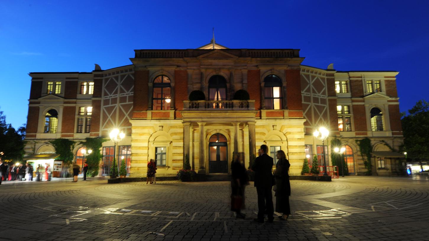 Wirkt majestätisch und unverrückbar: das Bayreuther Festspielhaus. Doch im Jahr 2021 ist bei den Richard-Wagner-Festspielen vieles anders.