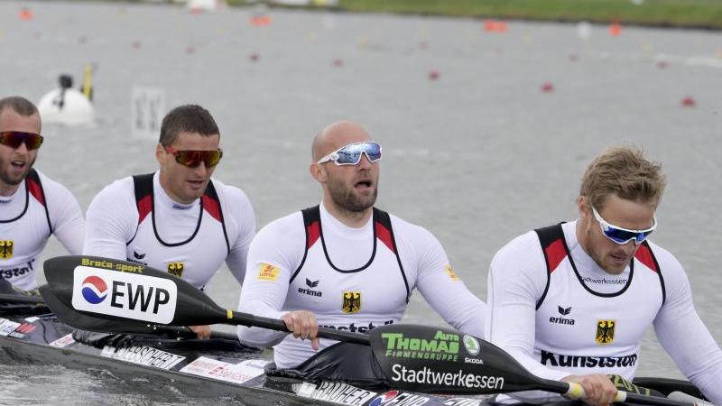 Totalschaden: Gabelstabler zerstört deutsches Paradeboot