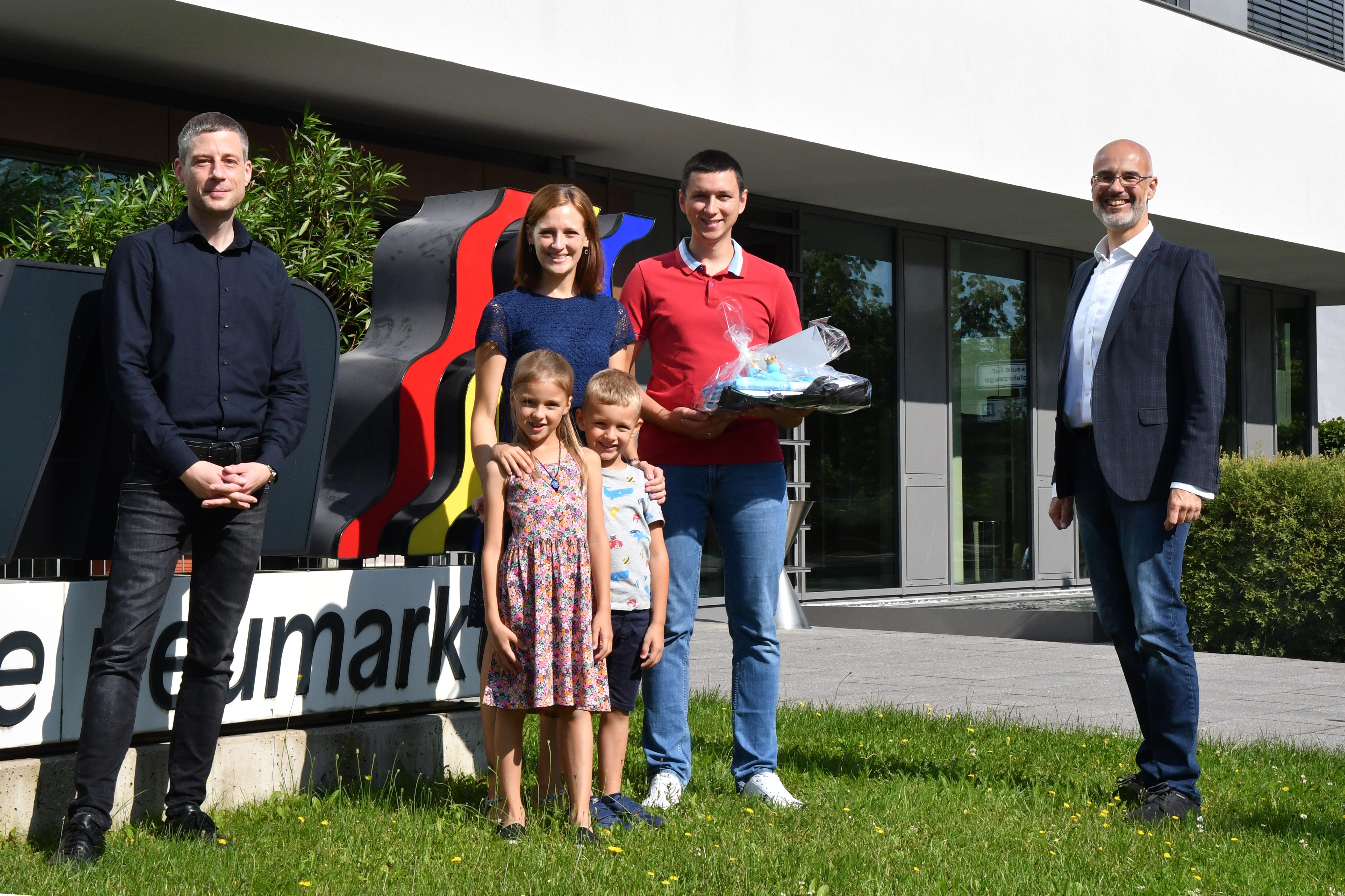 Vanessa, Dario, Alina und Nico Pezerovic aus Woffenbach sind die "Schlossbadfamilie". Vanessa, Dario, Alina und Nico Pezerovic aus Woffenbach sind die "Schlossbadfamilie".