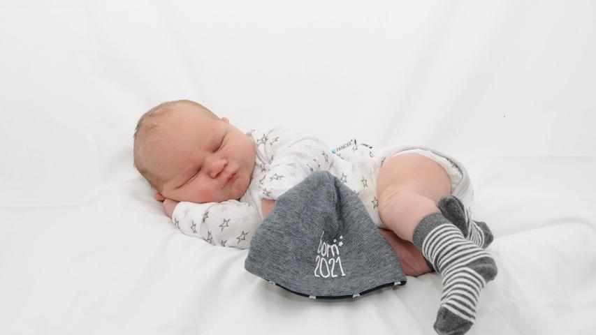 Am 22. Juli durften wir den kleinen Hannes auf dieser Welt begrüßen. Zur Geburt im Süd-Klinikum wog er 3880 Gramm bei einer Größe von 50 Zentimetern.    
